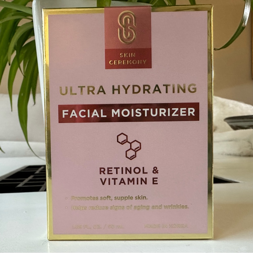 Skin C eremony ULTRA HYDRATING FACIAL MOISTURIZER RETINOL & VITAMIN E 1.69 Oz